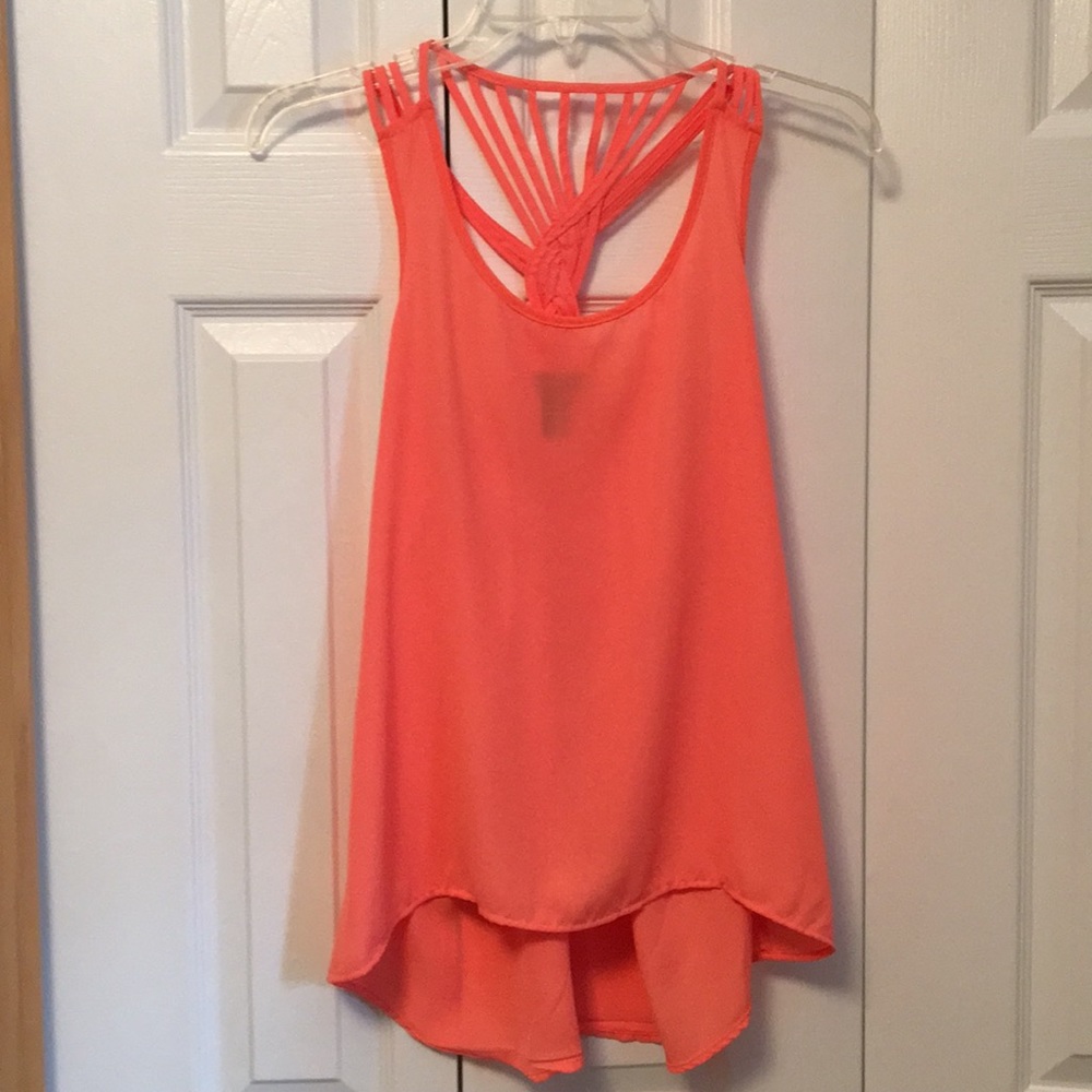 Razorback tank